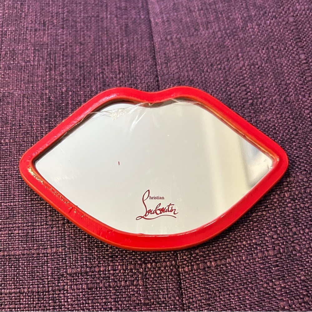 Christian Louboutin Red Lip Mirror - Picture 5 of 8